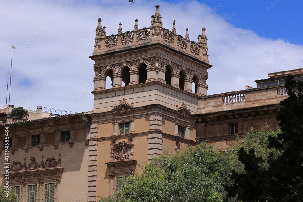 Obraz premium Blick in die Altstadt von Palma de Mallorca 