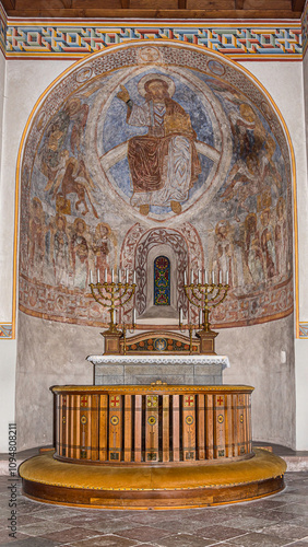 Obraz na płótnie apse and altar w salonie