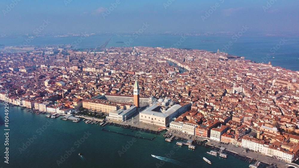 Obraz premium The panorama view of Venice, Italy