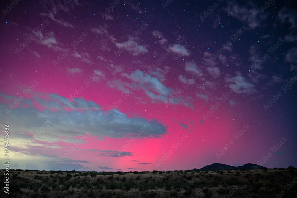 Aurora borealis over Southern Arizona Aurora borealis over Southern Arizona