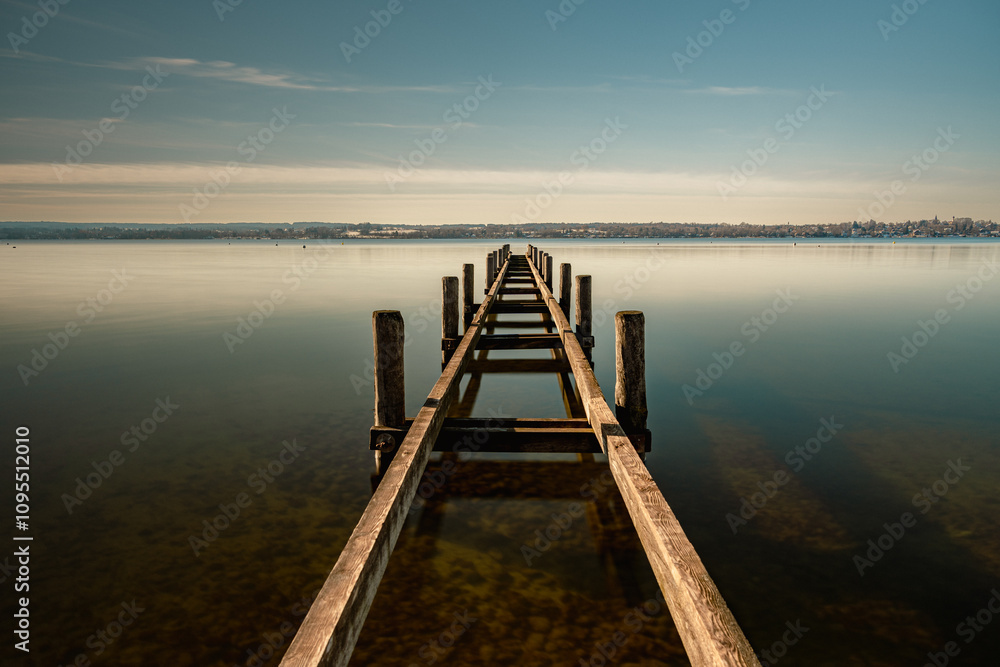 Fototapeta premium Der Bootsteg im Winter