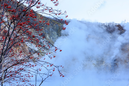 北海道・登別温泉の地獄谷と大湯沼の自然景観 photo