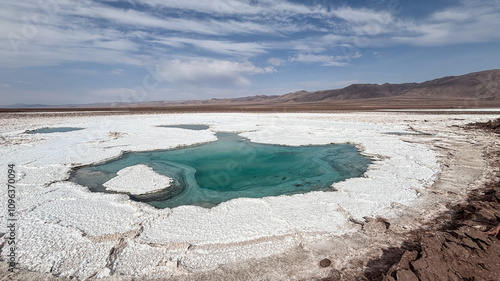 Lagunas Escondidas de Baltinache no Deserto do Atacama: Beleza Intocada e Paisagens Surreais