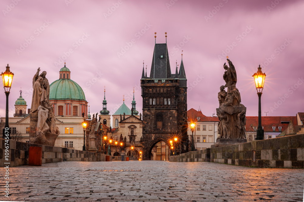 Fototapeta premium Charles Bridge at Sunrise