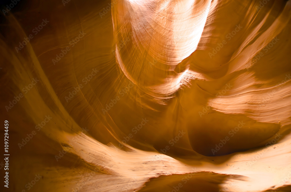 Obraz premium Antelope Canyon is a slot canyon in the American Southwest. It is on Navajo land east of Page, Arizona. Antelope Canyon includes two separate, scenic slot canyon sections