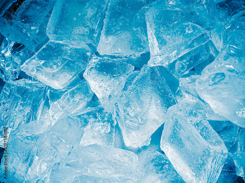 icecubes background,icecubes texture,icecubes wallpaper,ice helps to feel refreshed and cool water from the icecubes helps the water refresh your life and feel good.ice drinks for refreshment business