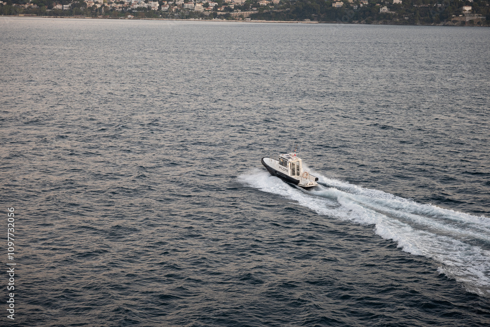 Fototapeta premium boat on the sea