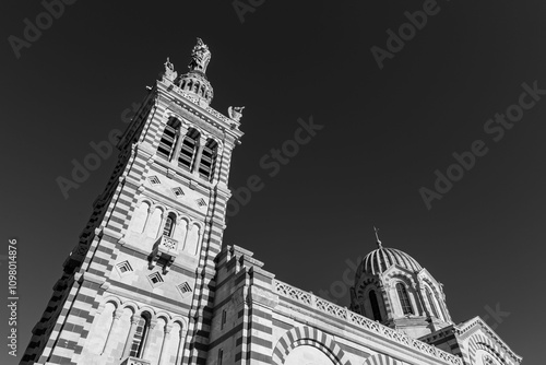 Basilica of Notre-Dame de l...