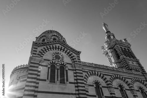Basilica of Notre-Dame de l...