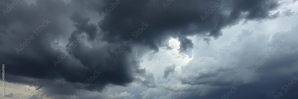 Obraz premium Dark storm clouds covering the sky during Hurricane Harvey in August, storm, dark