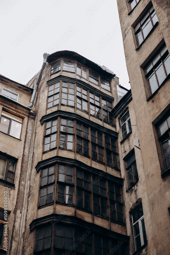 Fototapeta premium Ancient well courtyards built in the 19th century