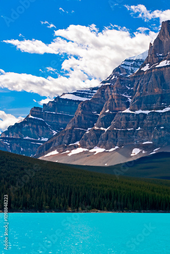 Wallpaper Mural Serenity in Nature: Stunning Scenic Views Torontodigital.ca