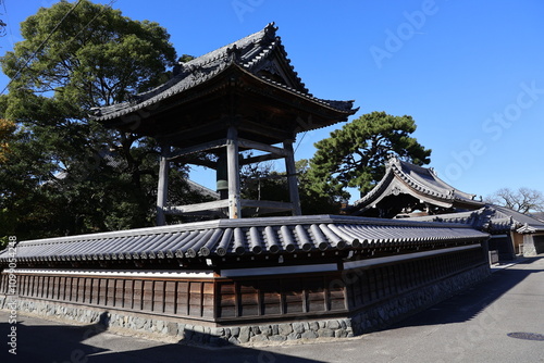 普賢寺の鐘楼と風景 photo