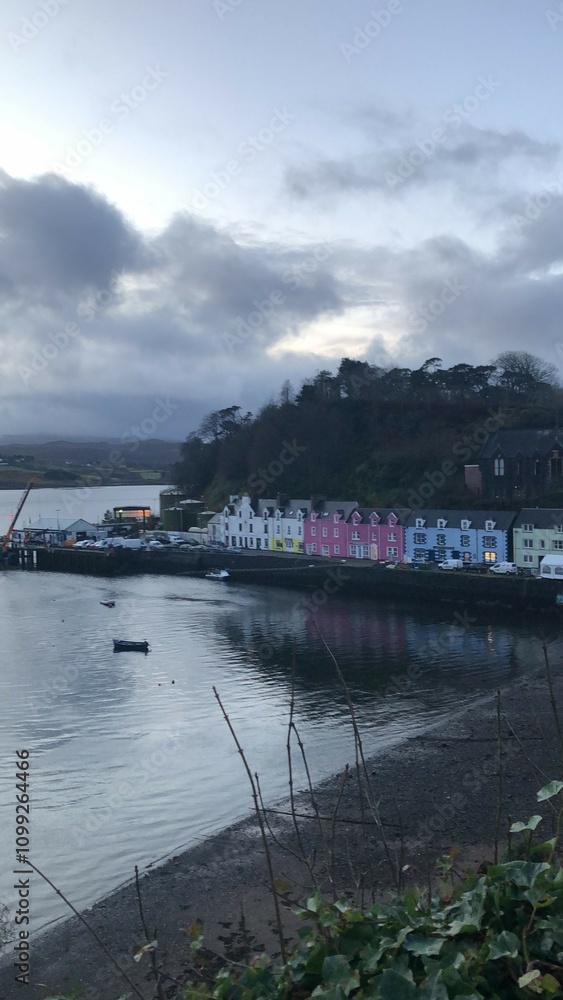 Fototapeta premium view of the bay with colorful houses
