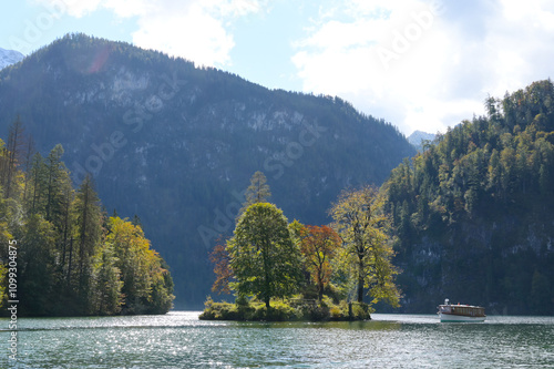 Königsee,  Christlieger Insel, Berchtesgardener Alpen photo