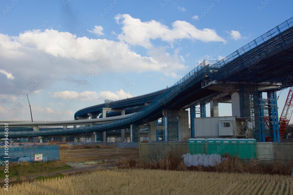 Fototapeta premium 横浜市栄区 田谷の景色 横浜湘南道路田谷線 高速道路工事 