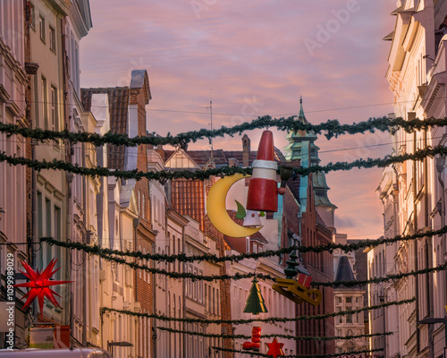 pre-Christmas shopping street in Lübeck