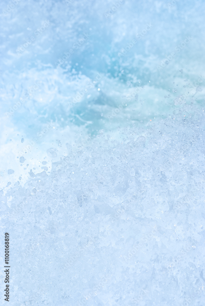 Obraz premium Ocean Spray with Dynamic Water Droplets and Foam