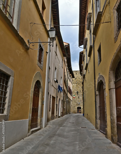 Sansepolcro, case, strade, vicoli, palazzi e torri del centro antico - Arezzo photo