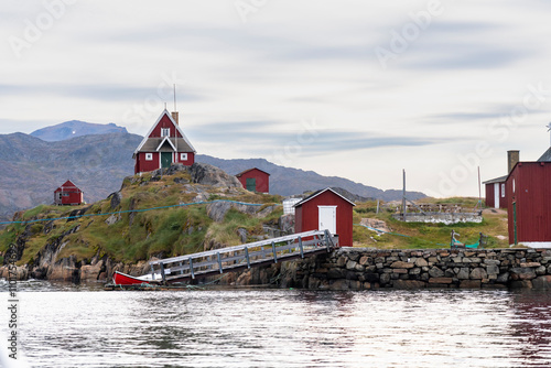 Obraz na płótnie Assaqutaq, abandoned village in Western Greenland w salonie