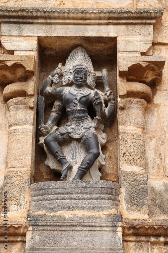 A statue of Veerabadrar in Airavatheeswarar temple... A statue of Veerabadrar in Airavatheeswarar temple...