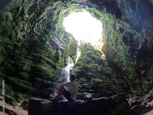 cachoeira buraco do padre, em ponta grossa paraná 
