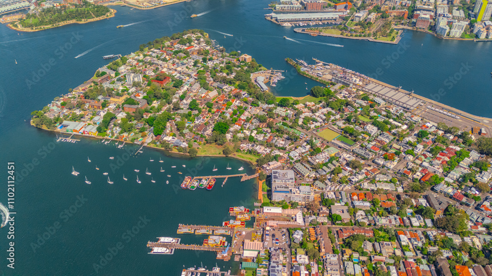 Obraz premium Aerial View of Sydney Harbour Balmain Darling harbour Sydney CBD cockle Bay Wharf North Sydney harbour bridge Lavender Bay Milsons Point Manly on a warm summer day blue skies