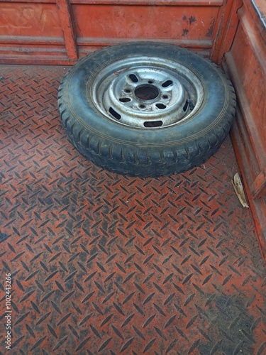 Transport wheel tires on the car body