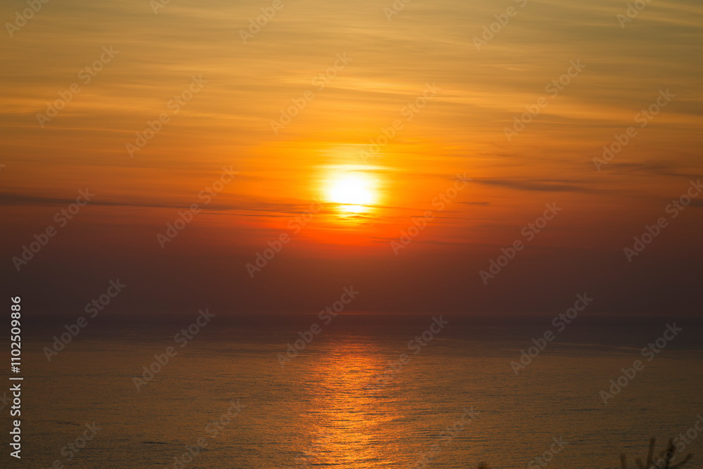 海に沈む夕日 海に沈む夕日