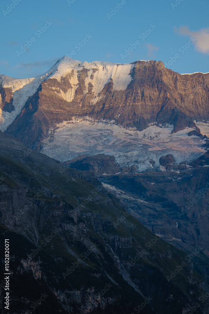 Fototapeta premium V&C_Switzerland&ItalyAUG-SEPT2024