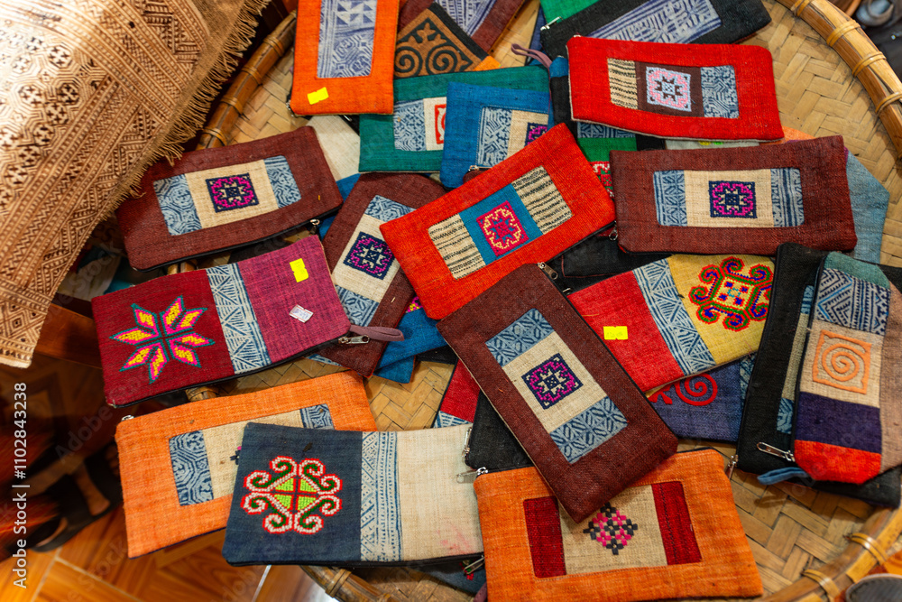 Obraz premium The linen weaving profession of the Mong people in Lung Tam, Ha Giang