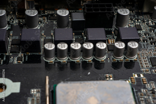 Obraz na płótnie electronic board with radio components and memory slots w salonie
