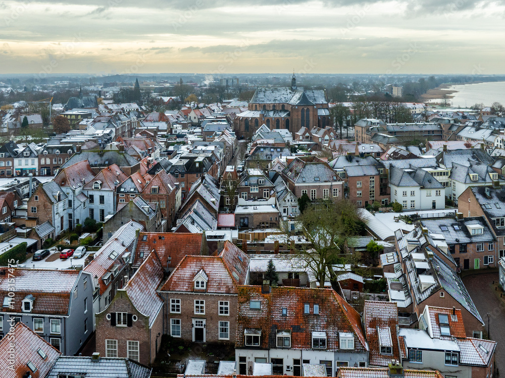 Obraz premium Winter view of the fortified town of Harderwijk in the Netherlands