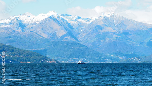 Wallpaper Mural Lake como Torontodigital.ca