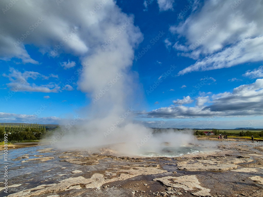 SStrokkur Geyser, Iceland: A Natural Geothermal Wonder SStrokkur Geyser, Iceland: A Natural Geothermal Wonder