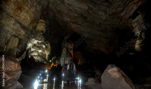 Exploring the underground wonders of Grutas de Cacahuamilpa in Mexico photo