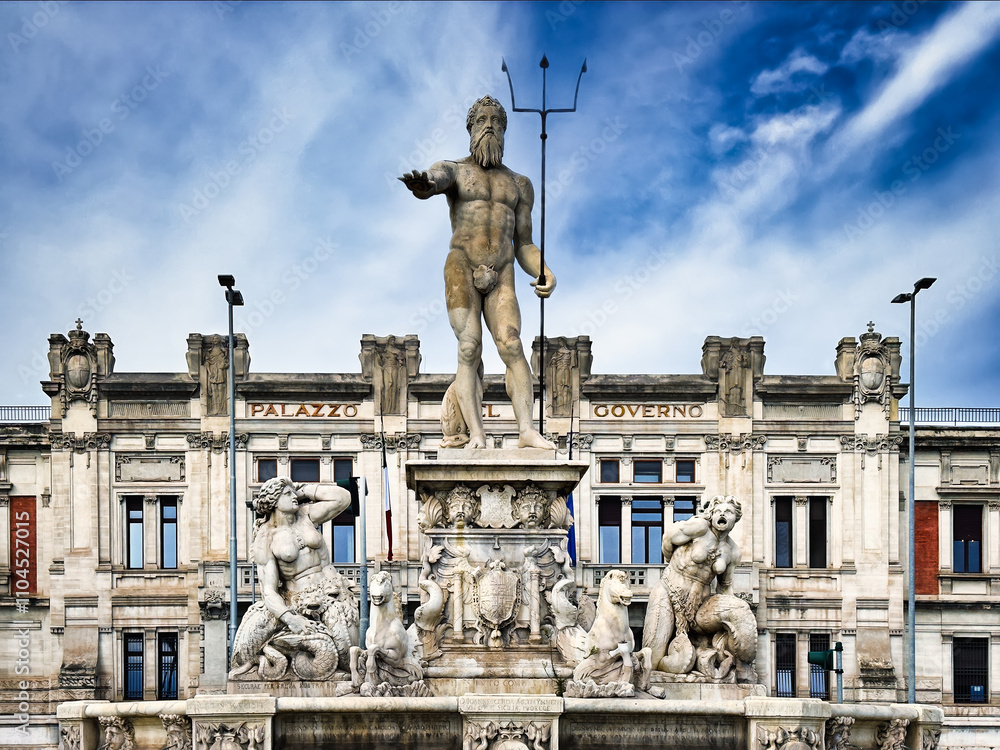 Obraz premium Statue of Fontana di Nettuno in Messina, Italy