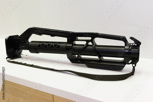 Canvas-taulu Modern mobile portable mortar for infantry on the exhibition stand