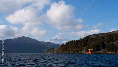 Canvas Print lake in the mountains
