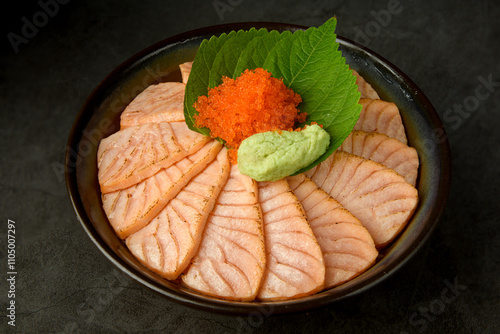 Salmon donburi