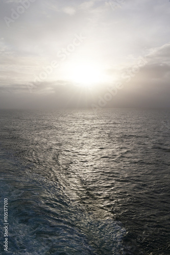 Seetag auf einem Kreuzfahrtschiff in der Barentssee, Arktischer Ozean