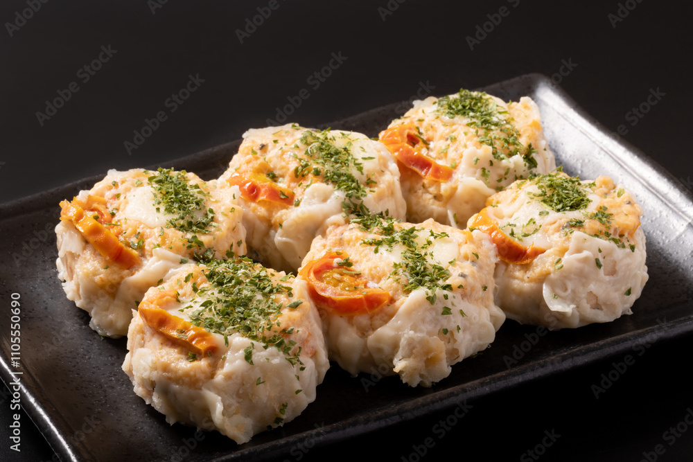 トマトとモッツァレラチーズの鶏焼売 トマトとモッツァレラチーズの鶏焼売