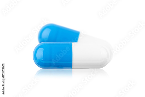 Cuadro en lienzo White and blu pill capsule isolated on a white background, clipping path