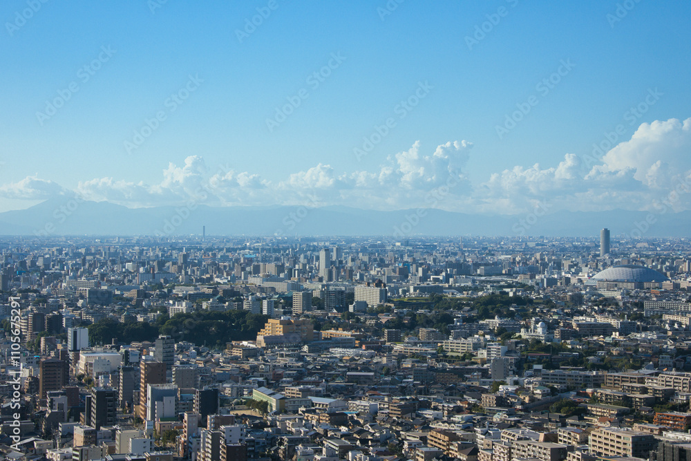 Obraz premium 快晴の東山タワーから見下ろした名古屋市の都市風景