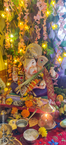 photograph of Lord ganapati Idol, Happy Ganesh Chaturthi.