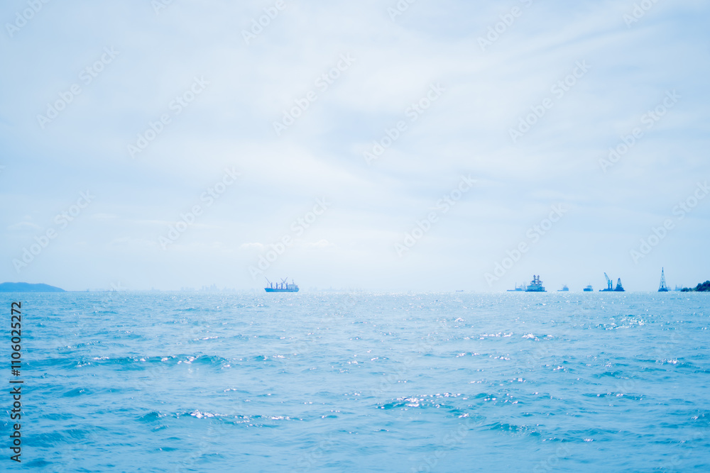 Obraz premium Summer, beach, sea, travel, vacation, sunlight, sky, water Koh.Sichang 