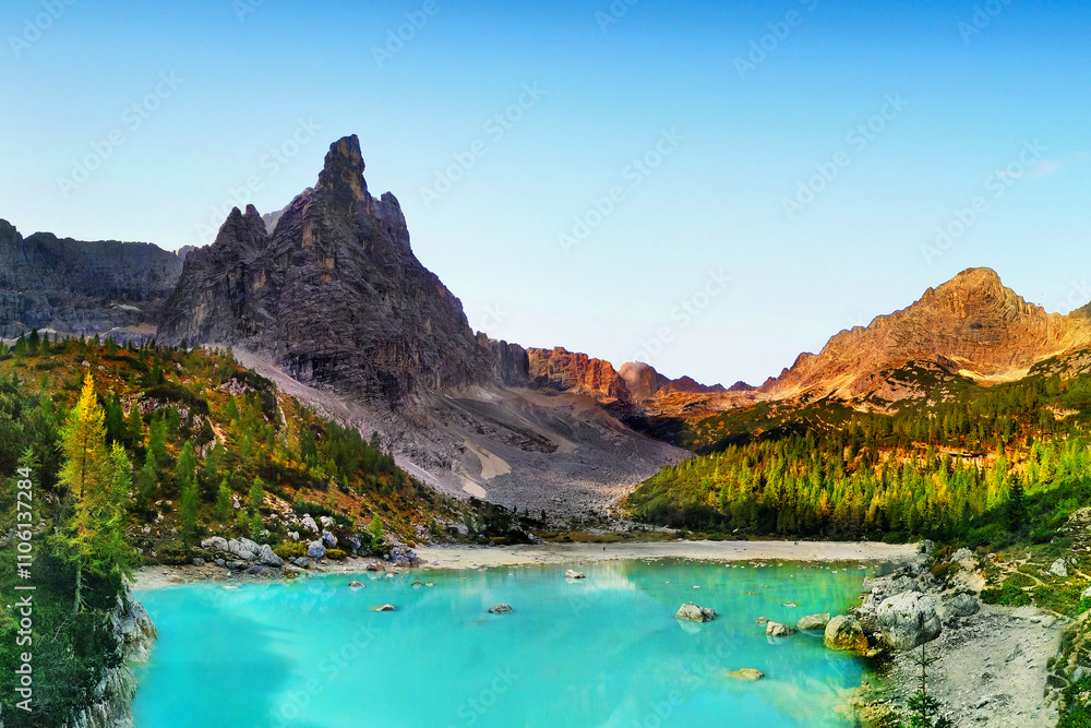 Obraz premium Dolomites Italy. Hiking trail to Sorapis lake near town Cortina d’Ampezzo.