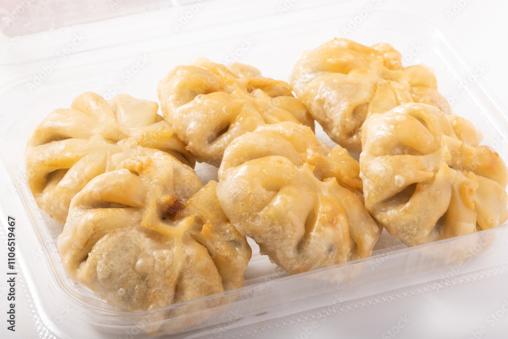 ニラ饅頭 ニラ饅頭