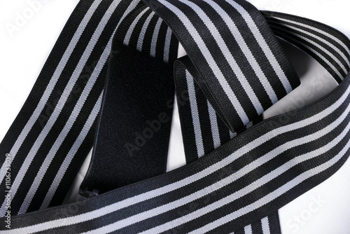 knee wraps training, gray clousep out