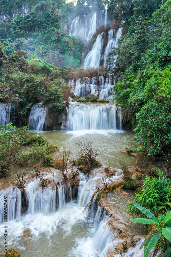 Obraz premium Thi Lo Su Waterfall is the large and beautiful in Umphang forest in Tak province. Thailand